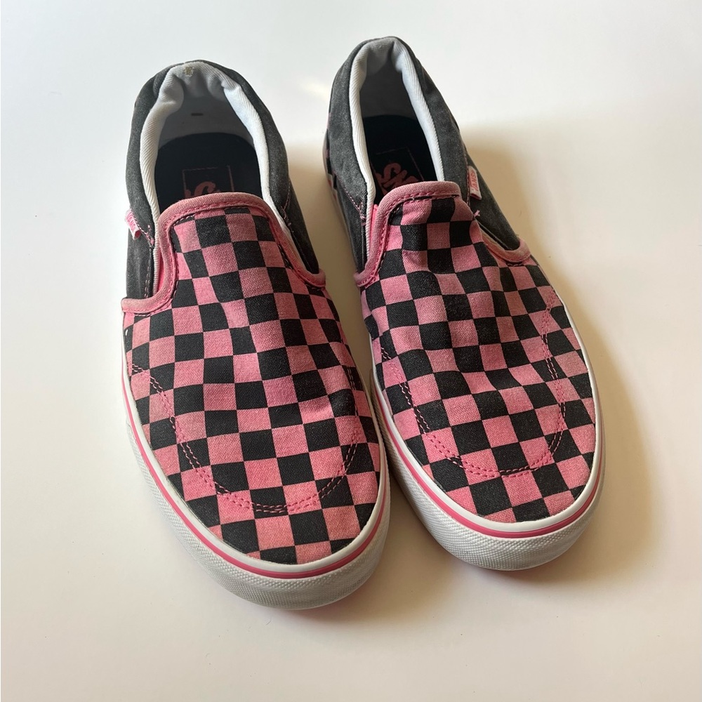 Vans womens pink checkered size 8.5
